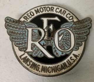 Reo Motor Car Co. badging