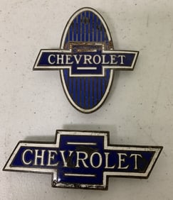 2 Chevrolet radiator emblems