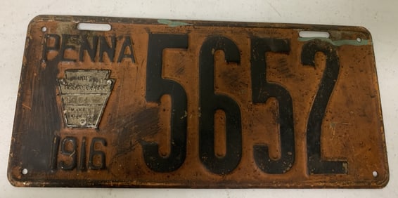 Pennsylvania 1916 license plate 5652
