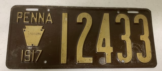 Pennsylvania 1917 license plate 12433