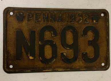 Pennsylvania 1932 license plate N693