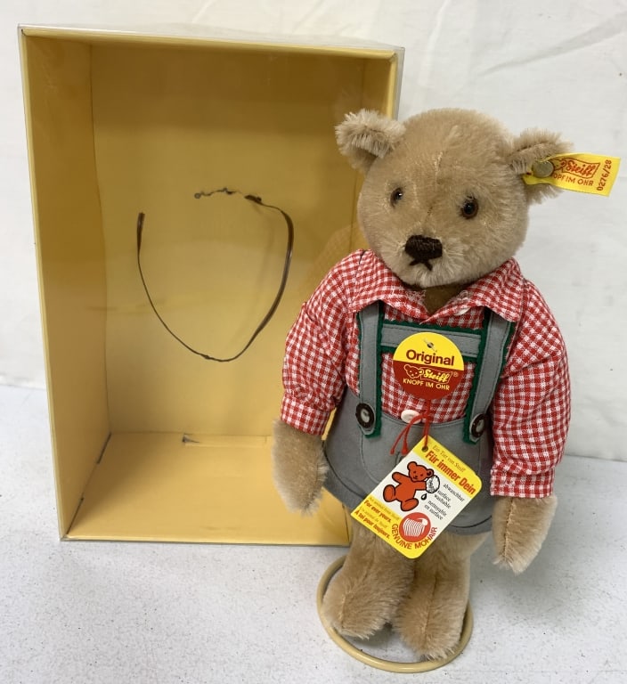 Steiff Original 11" Male Bear with Box: See photos