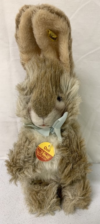 Steiff Rabbit "Ossi" 13" Tall: No Box.