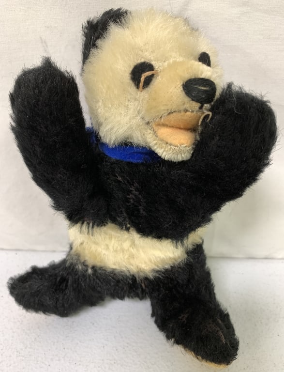 Steiff Bear 7" Tall (1 of 4)