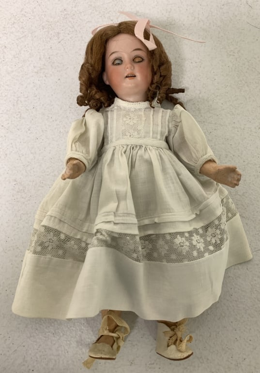 Small Vintage Doll (1 of 6)
