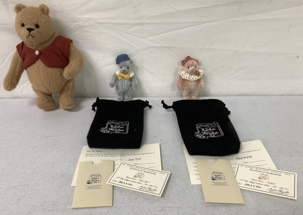 R John Wright Winnie the Pooh/Pinkie/Baby Blue: Pooh numbered 226/2500, Baby Blue & Pinkie numbered 99/350, Pooh is 9" tall and the others are 4" tall