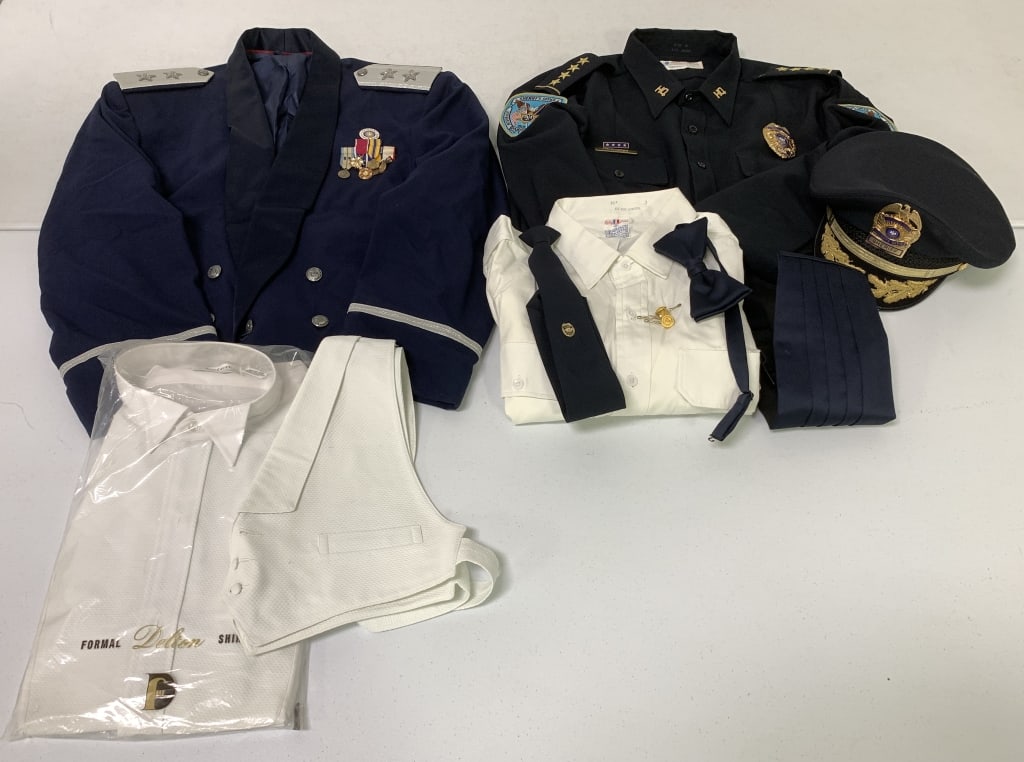 US Air Force General Uniform & Police Uniform (1 of 7)