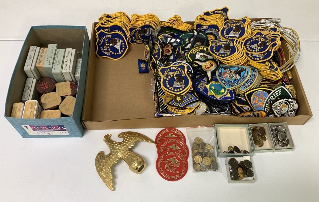 100+ Police/Military Patches & Buttons: most all of them look unused