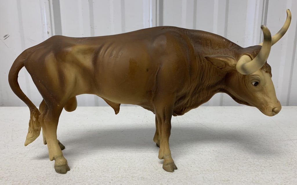 Breyer Texas longhorn: has wear with some scratches