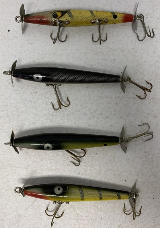 4 fishing lures: have wear with some scratches