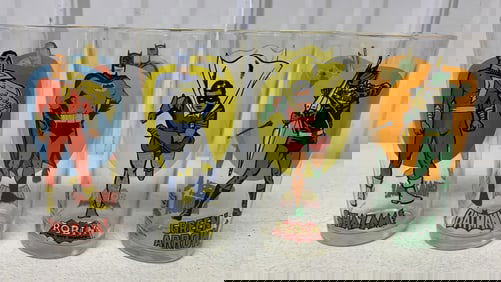 4 1976 Pepsi Super Series glasses