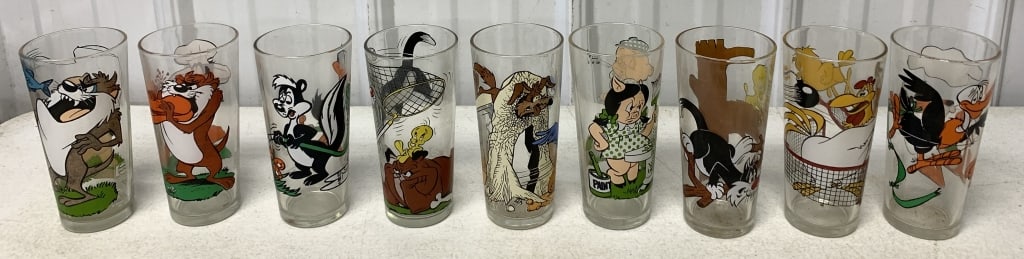 9 warner Bros. 1976 Pepsi character glasses (1 of 7)