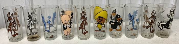 10 Warner Bros. 1973 Pepsi character glasses