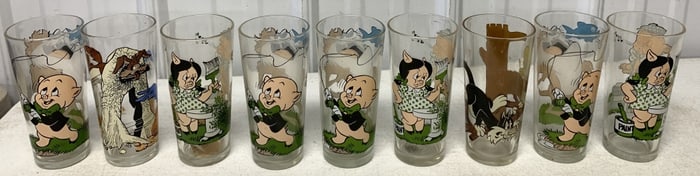9 Warner Bros. 1976 Pepsi character glasses