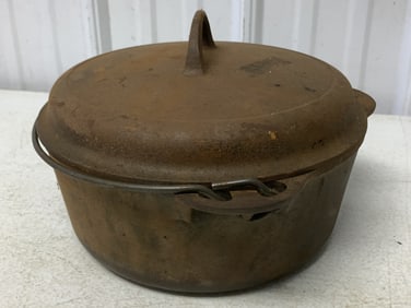 Griswold #8 Dutch oven