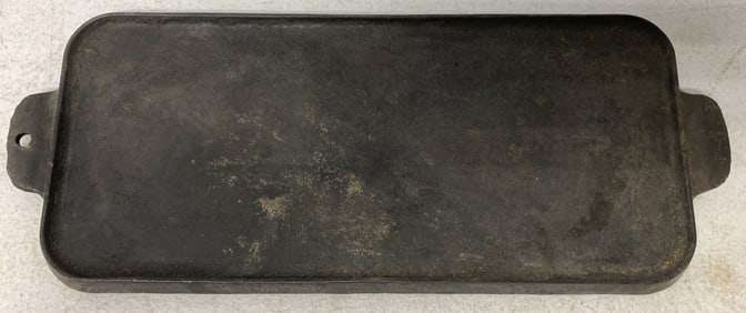 Griswold #7 cast iron griddle