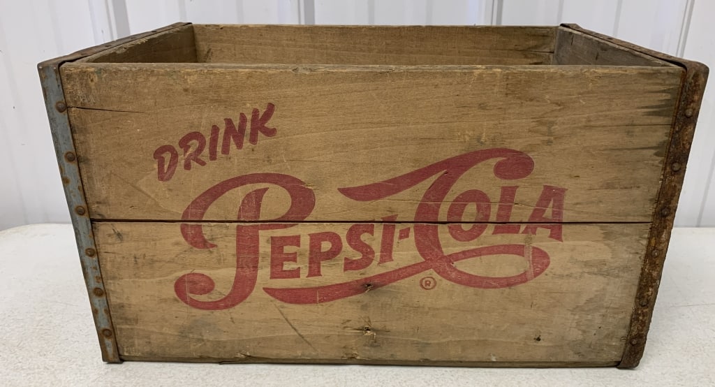 Pepsi-Cola wood crate: has wear with paint loss and staining, rust to bands