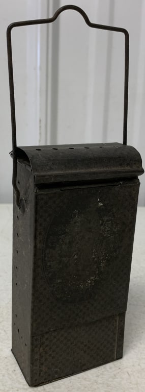 red lens pocket lantern: has wear with paint loss