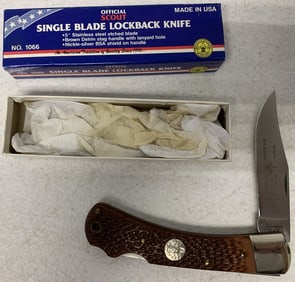 Camillus Official Boy Scout No. 1066 knife in box