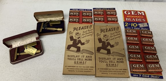 2 GEM razors in boxes  & 3 GEM blade displays