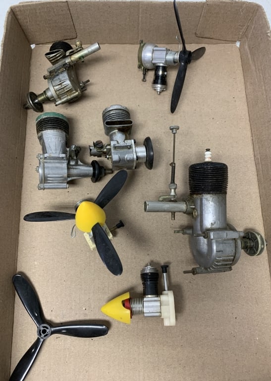 7 model airplane engines: show wear from use, untested