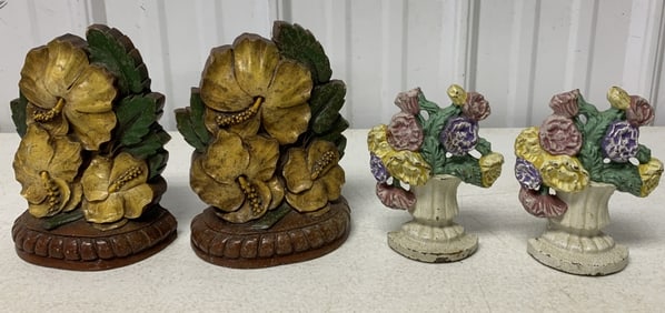 Syroco wood type & cast iron floral bookends