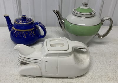 3 Hall teapots