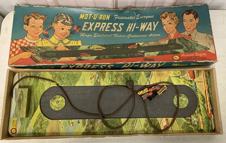 Mot-O-Run Express Hi-Way in box