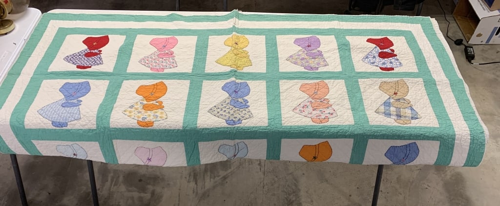 Sunbonnet girl quilt: 70" x 70"; has wear