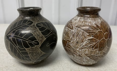 2 Nicaragua pottery pieces