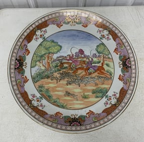 large Chinese dish w/ hunting scene