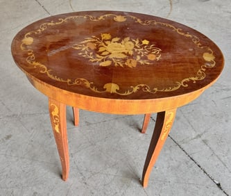 Inlayed & decorated small candle stand