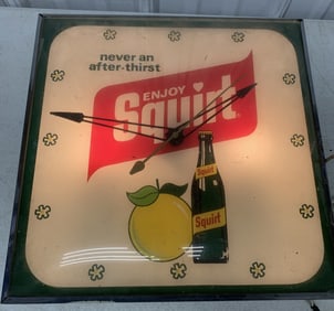 Enjoy Squirt lighted clock