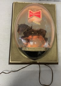 Budweiser Clydesdale light