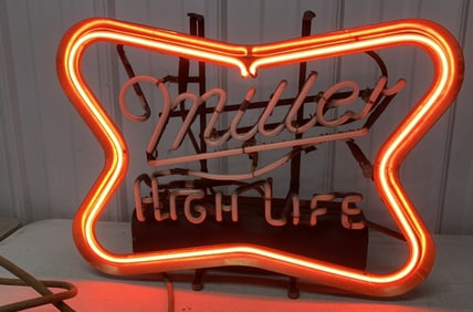 Miller High Life neon light