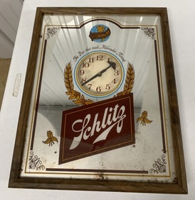 Schlitz clock