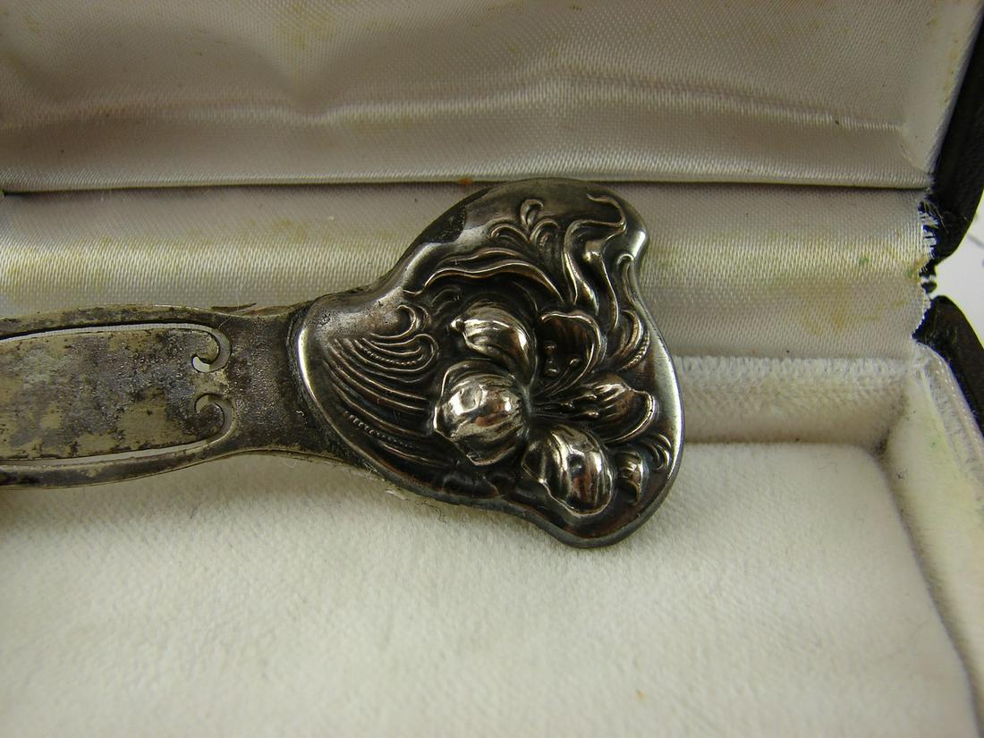 Antique Art Nouveau Sterling Silver Bookmark Boxed: Very well made bookmark with a floral design, includes original box and measures 2&3/4" x 1" marked Sterling front