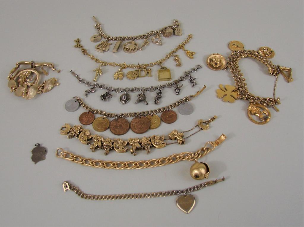 9 Vintage Charm Bracelets, Gold & Silver Tone (1 of 6)