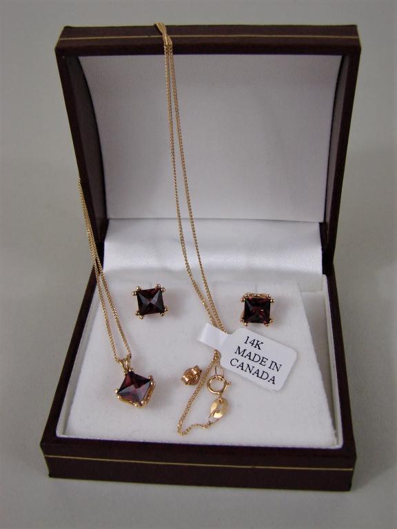 Ladies Garnet Earrings & Necklace Set in 14K (1 of 6)