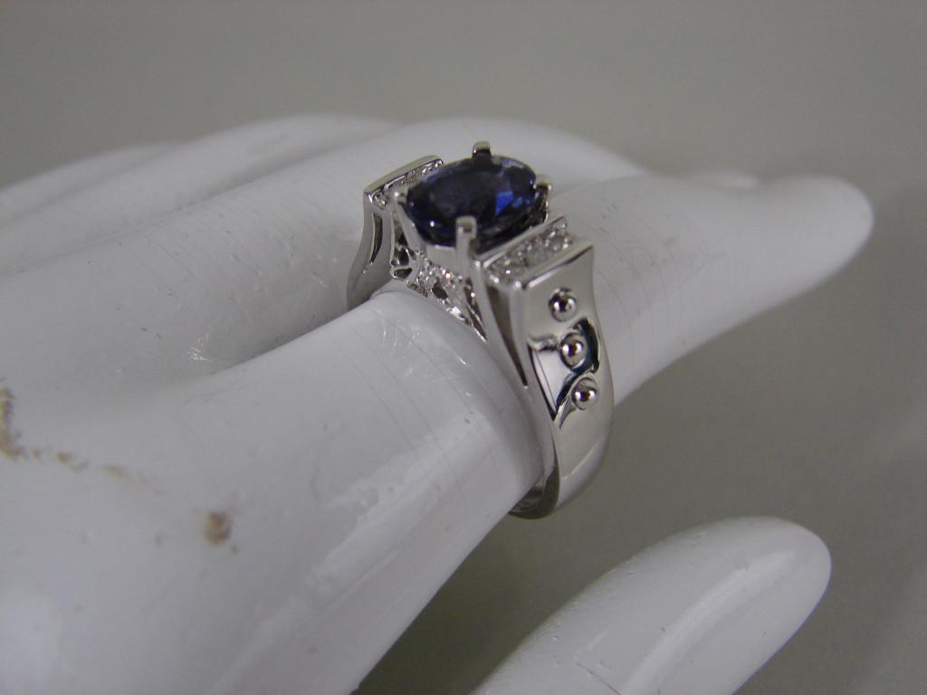 14K Gold Ring Natural Iolite + 14 diamonds (1 of 8)