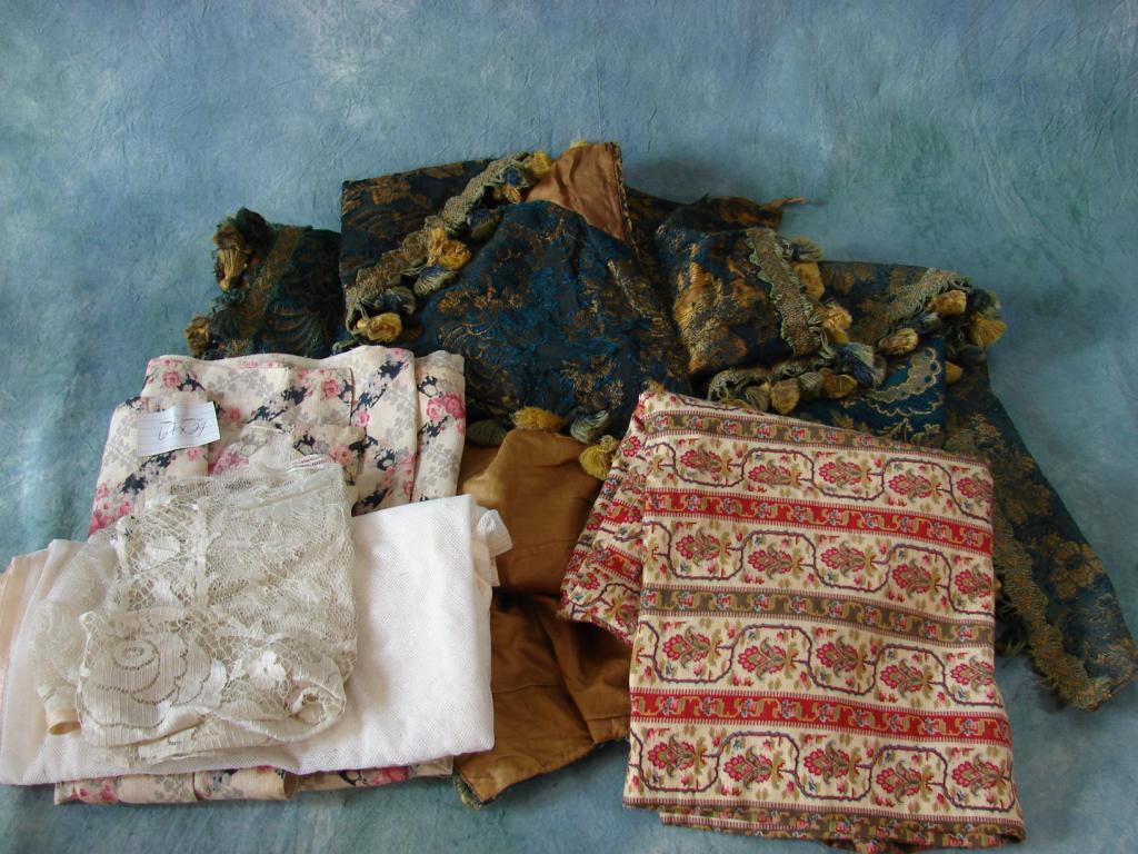 Lot Of Antique Textiles (1 of 8)