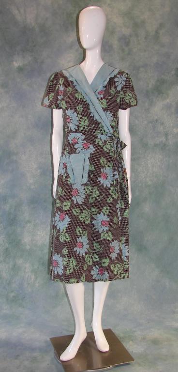 1940s Floral Printed Wrap Dress (1 of 10)