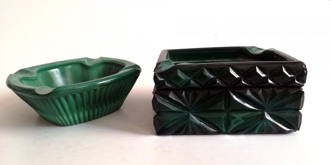 Czech Ingrid Glass Art Deco ashtrays (2) (1 of 3)