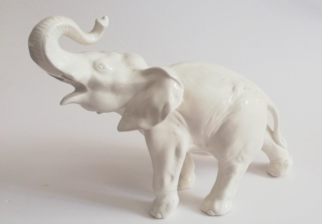 Royal Dux Large Elephant (1 of 3)