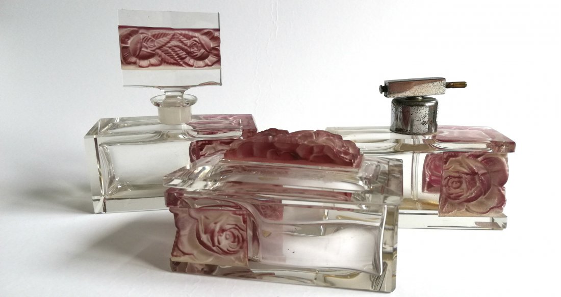 Bohemian Art Deco vanity set (1 of 5)