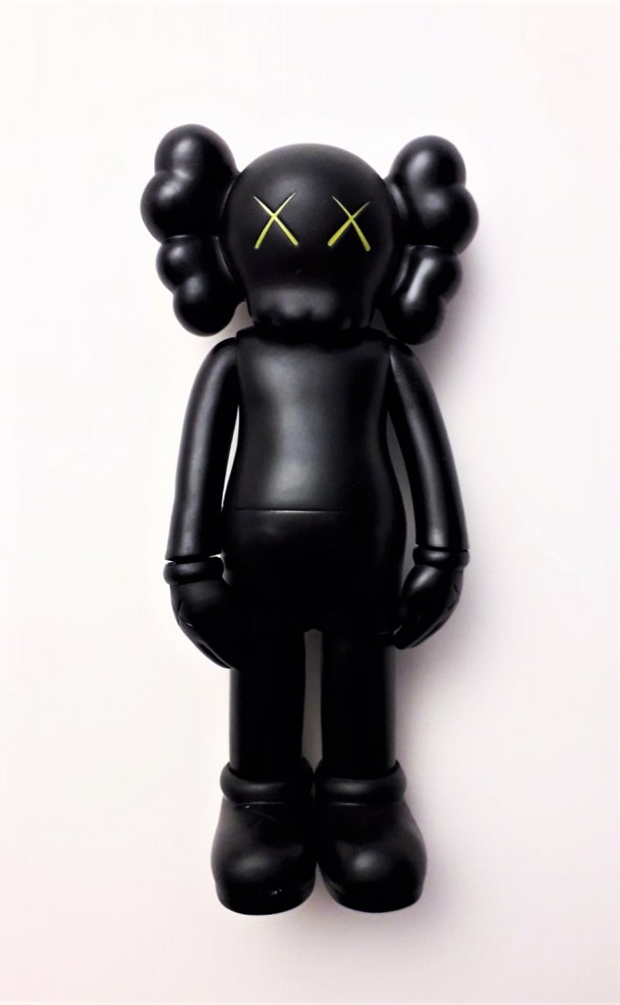 KAWS  (1974- *) (1 of 4)