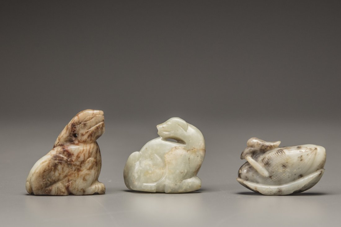 Three Chinese jade carvings (1 of 9)