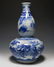 A CHINESE BLUE AND WHITE DOUBLE GOURD VASE - 3