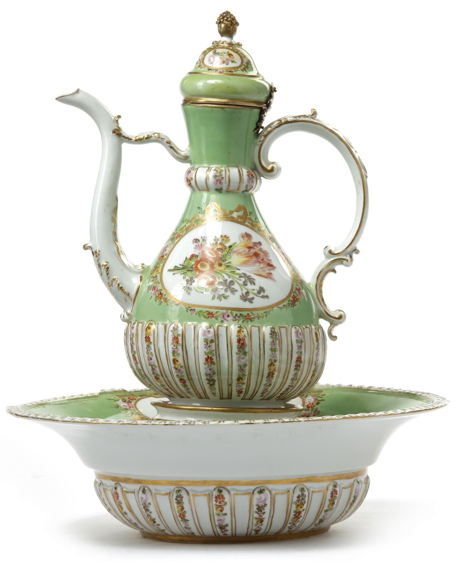 MEISSEN MARCOLINI PERIOD EWER AND BASIN( LEGEN-IBRIK) (1 of 6)