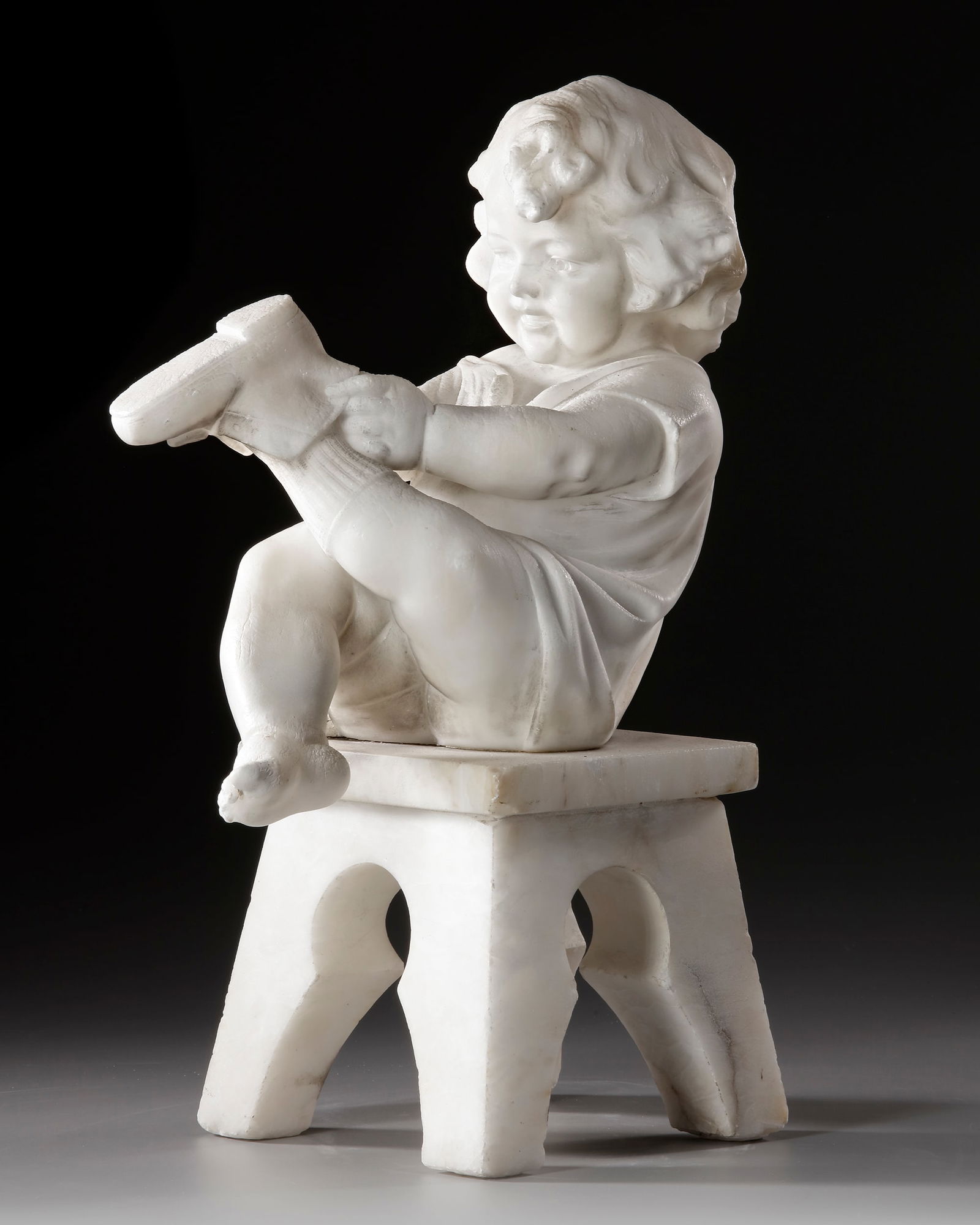 AN ALABASTER STATUE OF A SITTING GIRL, ART NOUVEAU PERIOD, 1900 (1 of 4)